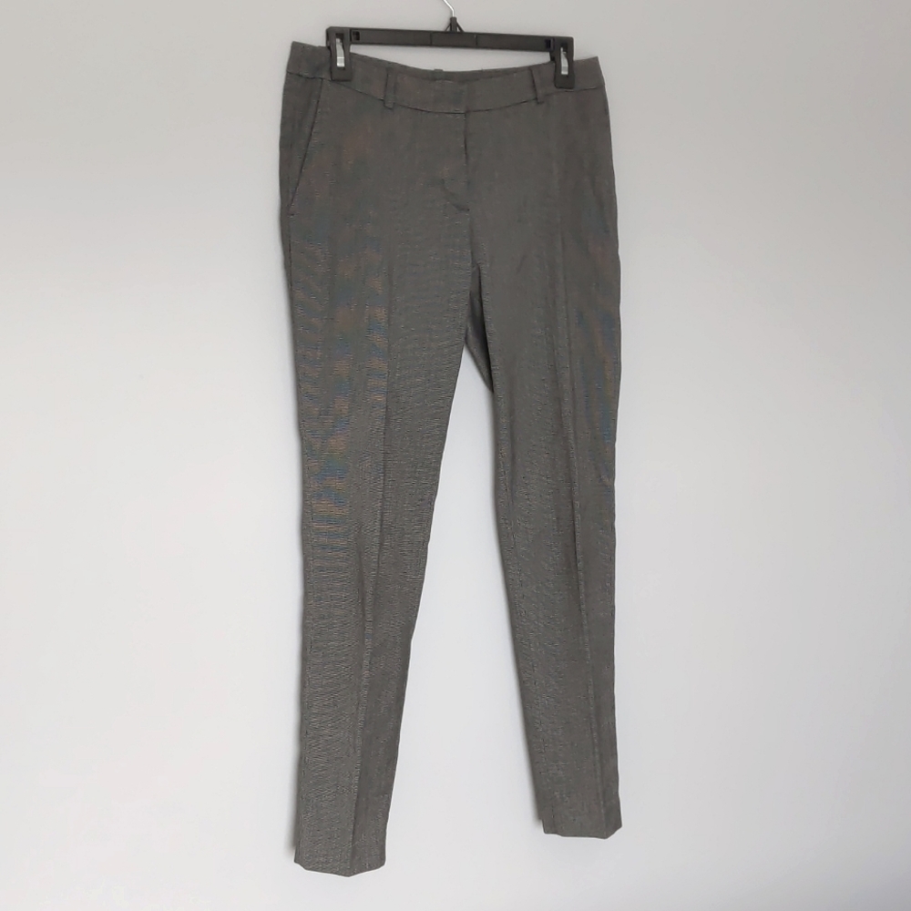 H&M Slim Leg Trousers - Black and White US 6